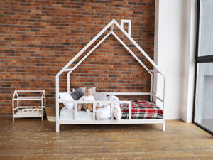 Montessori Wood Bed with Legs and Roof (Model 15)