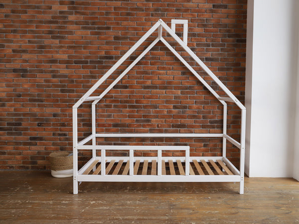 Montessori Wood Bed with Legs and Roof (Model 15)