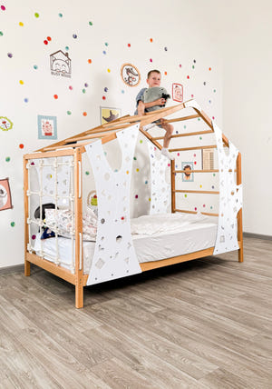 Montessori Kletterbett für Kinder - BUSYWOOD Monkey Bed mit Füßen und Lattenrost