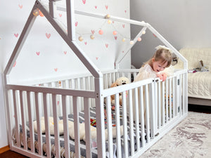 white crib  – Front View