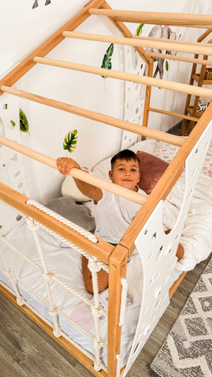 Doppel-Hochbett – Kreatives Doppeldesign zum Schlafen & Spielen (Affenhimmelbett)