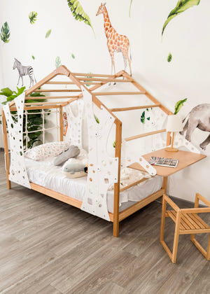 Monkey Set by Busywood (Bed&Table)