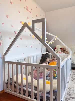 white crib  – Detail Close-up