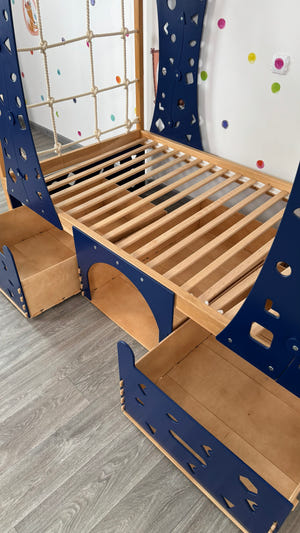 Wooden Kids Climbing Bed with Dog Bed Underneath (BusyPet Buddy Bed)