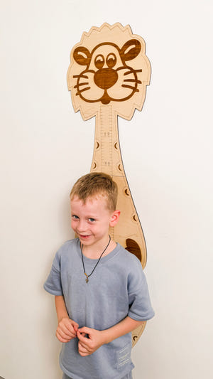 Kids Growth Chart "Lion"
