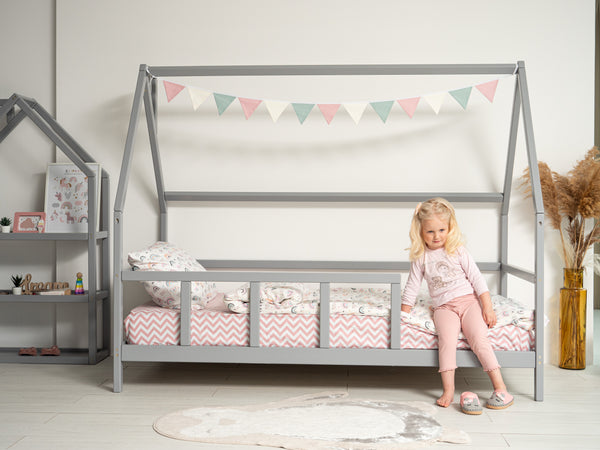 Rainbow cot bed discount bedding