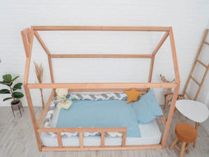 Montessori floor house bed with slats | 7 colors | 13 sizes (Model 2)