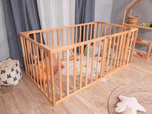 Wood crib  – Front View