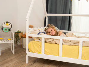 Montessori wood Toddler Bed with Legs, Roof, Slats and Fence (Model 1)