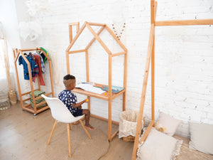 House Learning table 7 colors