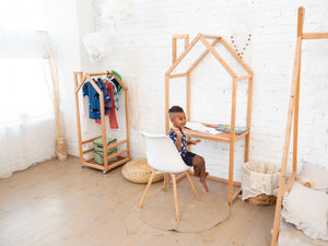 House Learning table 7 colors