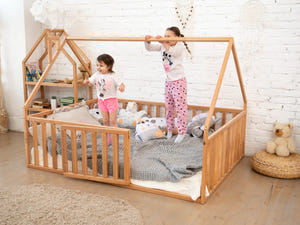 Playpen bed Toddler House bed (Model 6/17)