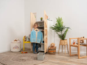Montessori Kids Wardrobe by Busywood