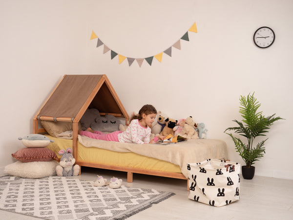 Headboard Bed with Chocolate Canopy, фото 1