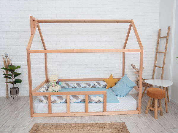 Montessori floor house bed with slats | 7 colors | 13 sizes (Model 2)