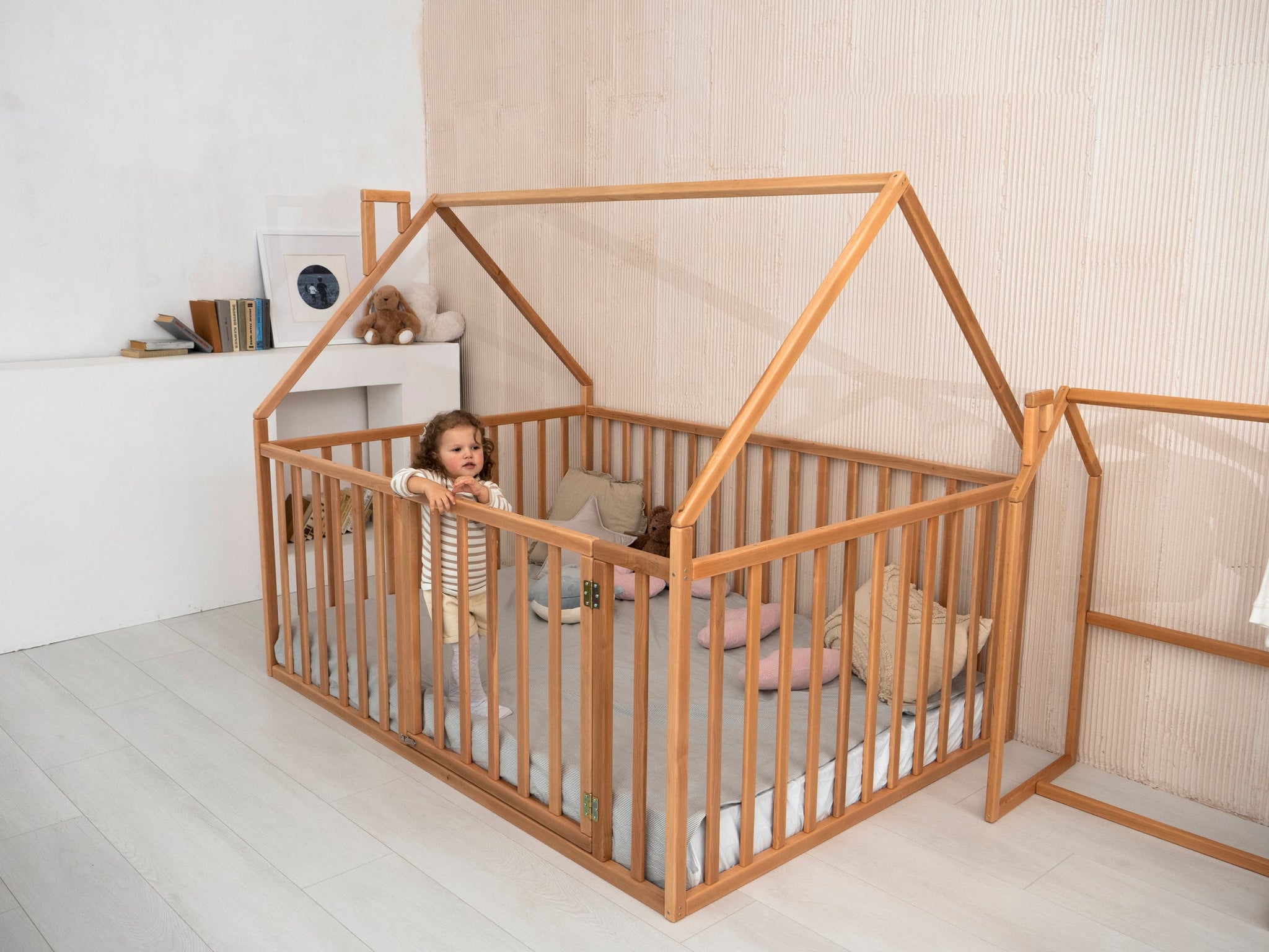 Montessori Playpen Bed with Fall Protection (Model 21)