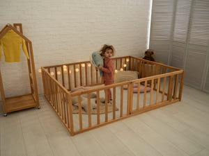 Montessori floor bed -  Toddler bed frame (Model 6.2/19)