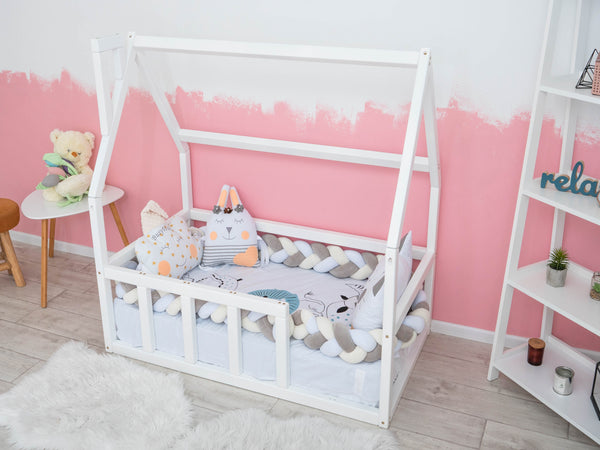 Montessori bed crib on floor without slats (Model 1)