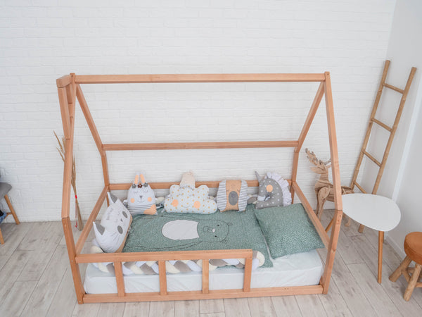 Platform Montessori bed without slats Natural color (Model 1)