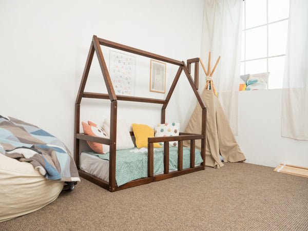 Montessori floor bed frame for Toddler without slats (Model 1)