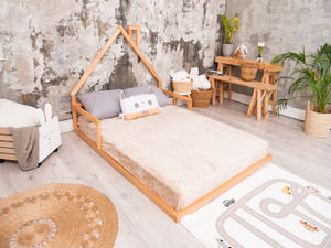 Wooden floor bed with mattress base Natural Color (Model 3)