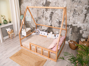 Platform Montessori floor bed for Toddler without slats Natural color (Model 1)
