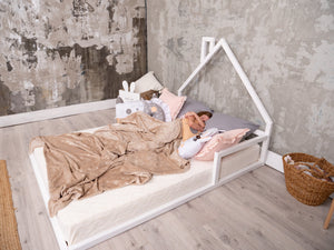 Montessori bed frame with mattress base 13 sizes | 7 colors (Model 3)