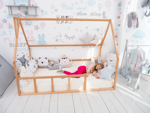 Floor bed for sleeping only Montessori - crib, twin, full, queen house Natural color (Model 1 mini), фото 4