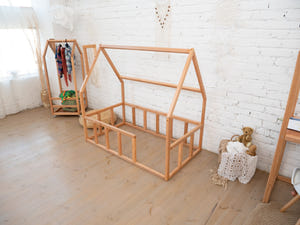 Montessori Toddler Twin Floor Bed Climbing Bed (Model 1)