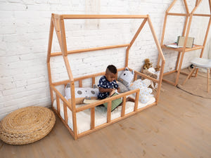 Montessori Toddler Twin Floor Bed Climbing Bed (Model 1)