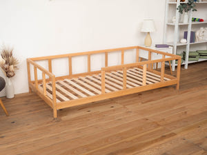 Montessori toddler bed with rails | 7 colors (Model 10)