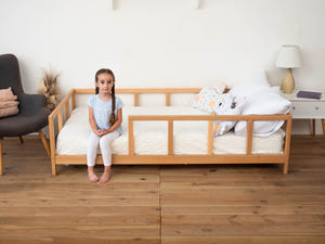 Montessori toddler bed with rails | 7 colors (Model 10)